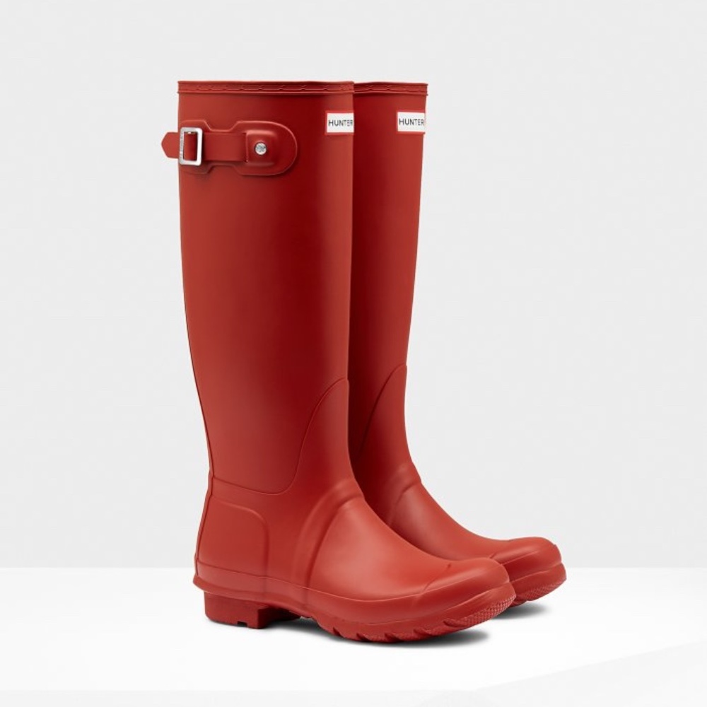 HUNTER Women’s Original Tall Rain Boots Red sz 5/6